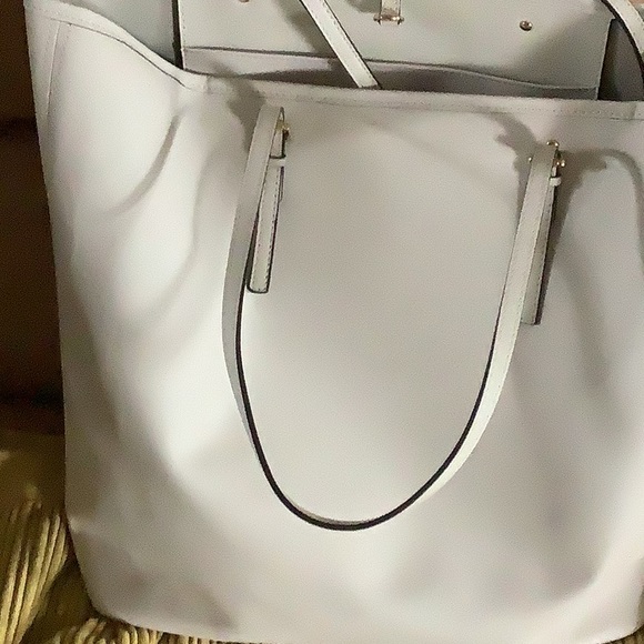 In good conditions never used - Picture 2 of 3